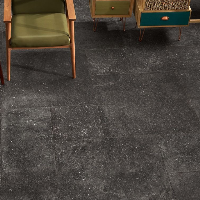 Kingstone Black (Nero) 80x80x2 rect. kalibrovaná dlažba na terče (Novabell), II. jakost