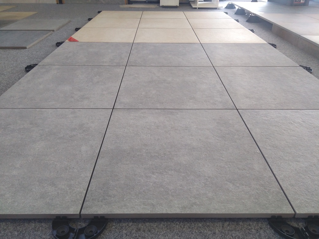 venkovní dlažba na terče kalibrovaná Pietra Grey 60x60x2cm