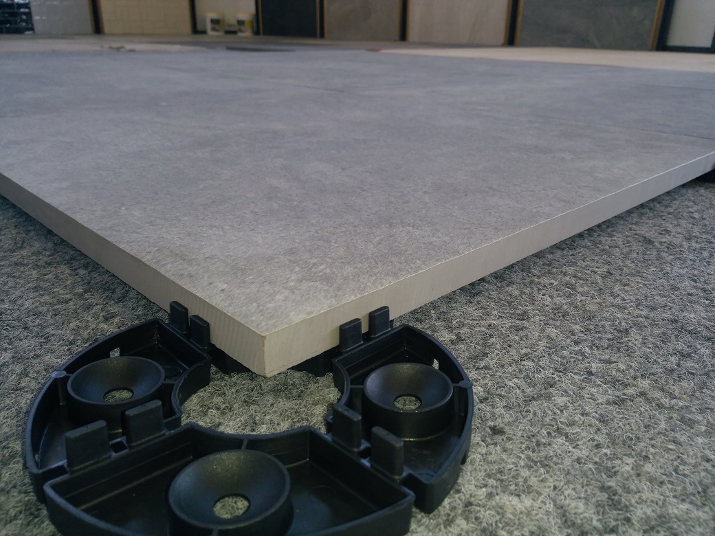 venkovní dlažba na terče kalibrovaná Pietra Grey 60x60x2cm
